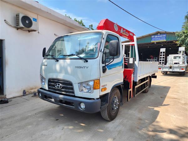 XE TẢI HYUNDAI NEW MIGHTY W11S E5 GẮN CẨU UNIC 3 TẤN 5 ĐOẠN URV375