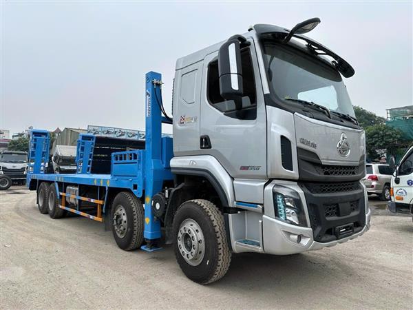 XE NÂNG ĐẦU CHỞ MÁY CÔNG TRÌNH 4 CHÂN CHENGLONG HẢI ÂU 2025